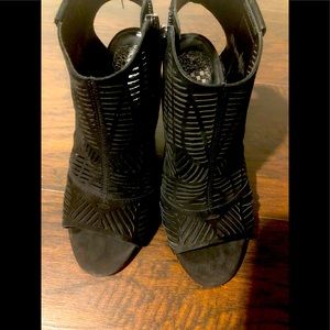 Vince Camuto Kimora Cut Sandal